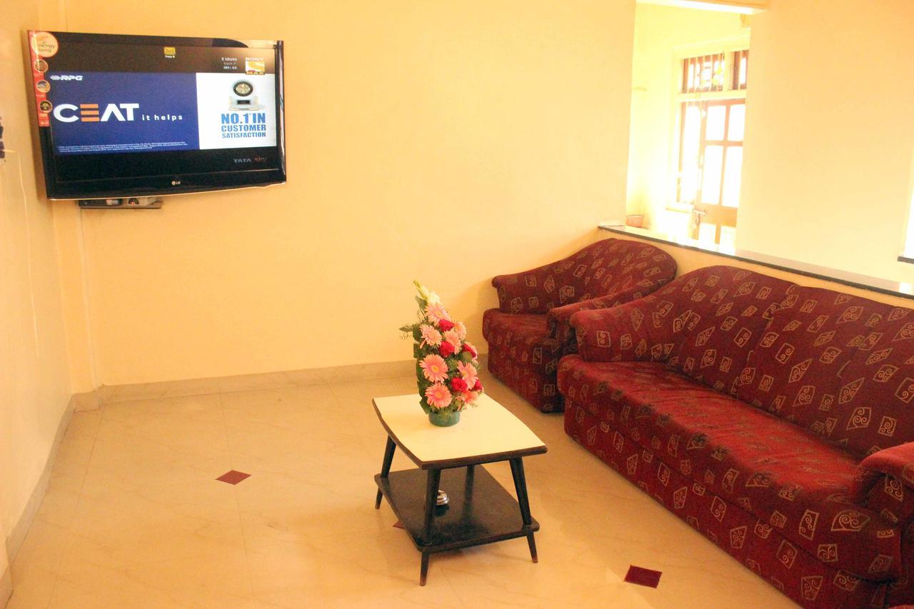 Hotel Homeland Pune Esterno foto